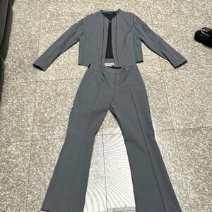 NWT Elie Tahari Orabella Jacket and Pantsuit